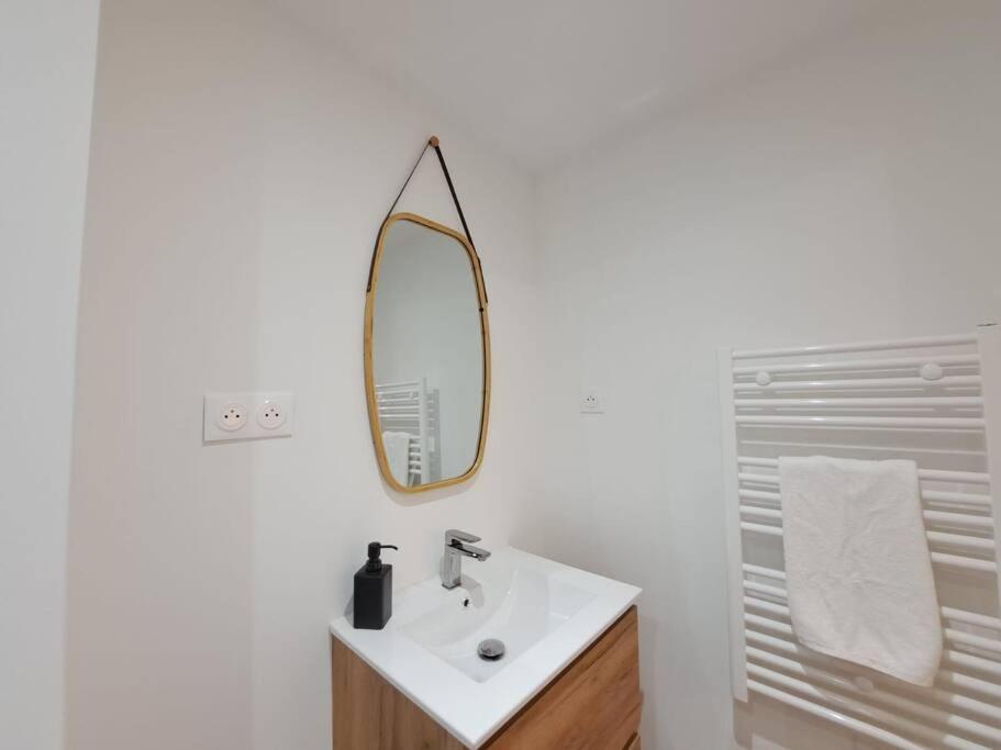 Mascate - Appartement Climatise En Hypercentre Reims Zewnętrze zdjęcie