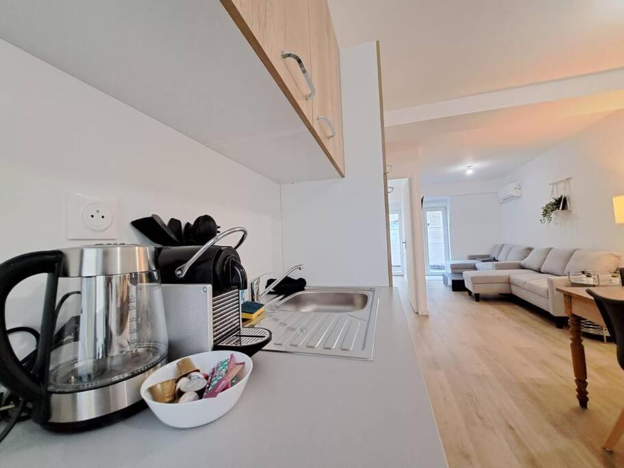 Mascate - Appartement Climatise En Hypercentre Reims Zewnętrze zdjęcie